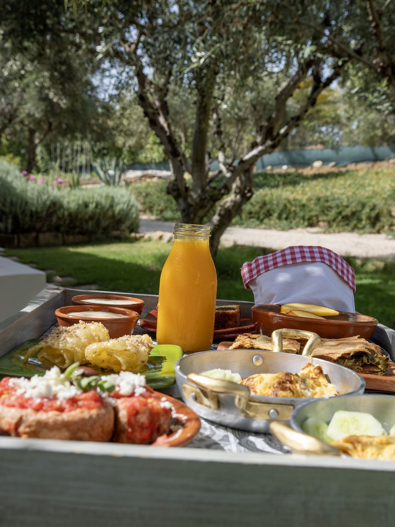 Cooking & Local Flavours